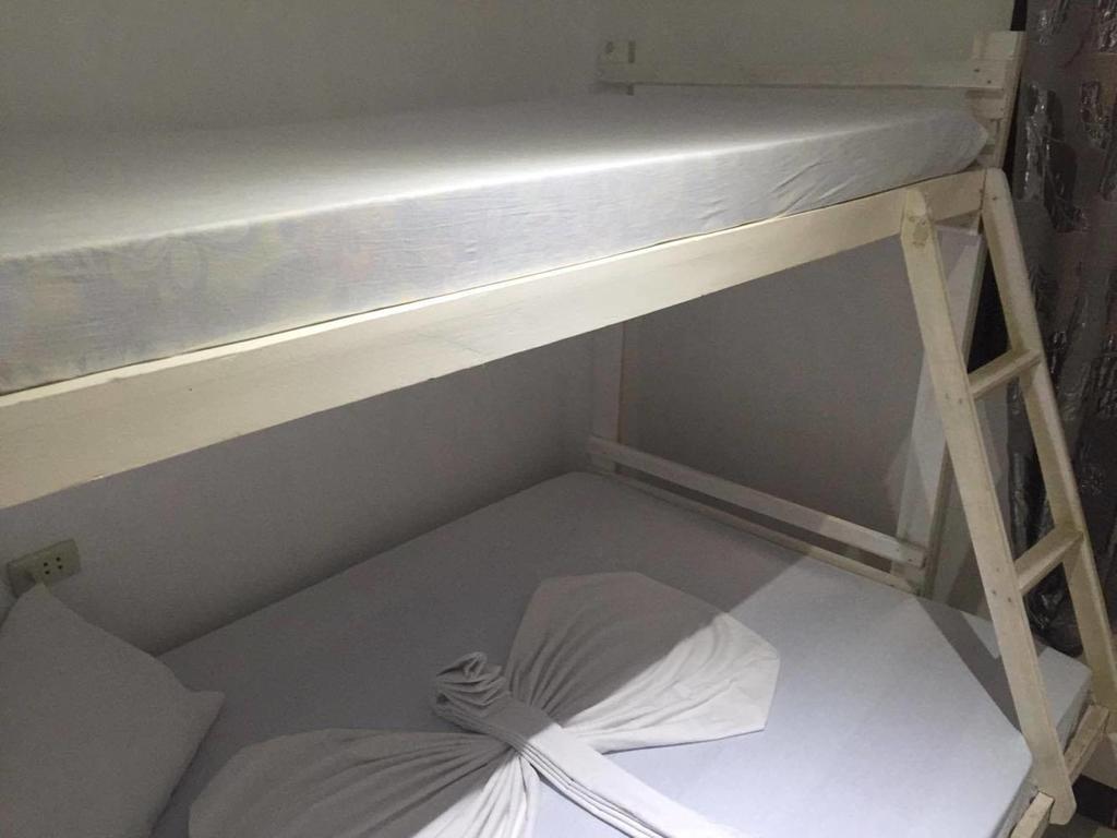 Alexzus Backpackers Travel Lodge El Nido Exterior photo