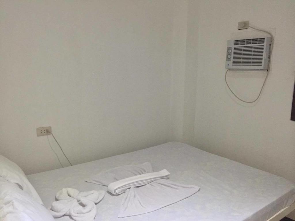 Alexzus Backpackers Travel Lodge El Nido Exterior photo