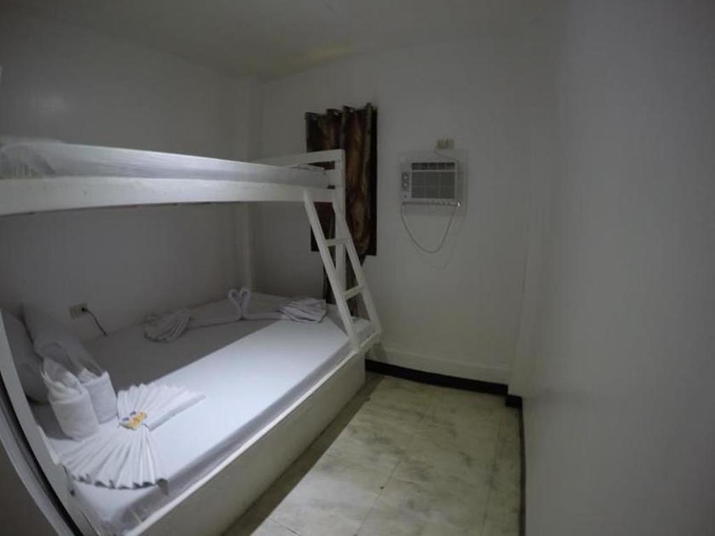 Alexzus Backpackers Travel Lodge El Nido Exterior photo
